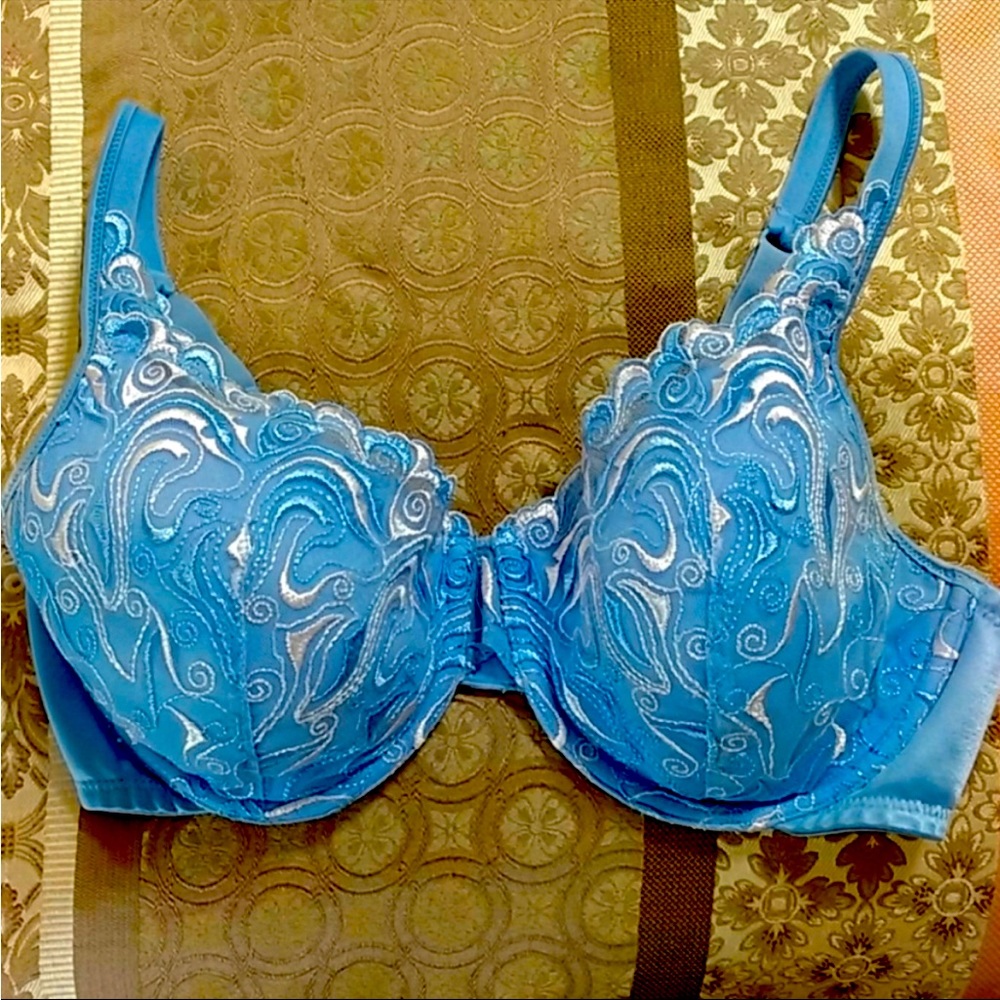 Playtex blue 40c bra, excellent condition